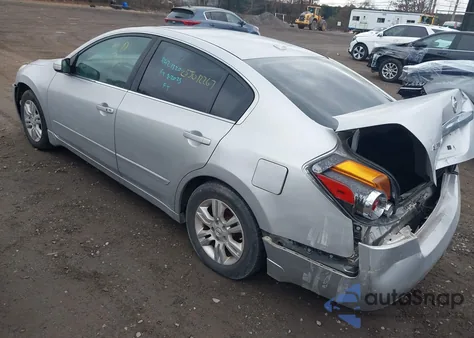 2010 Nissan Altima 2.5 S z USA, uszkodzony, nr VIN 1N4AL2AP2AN523145